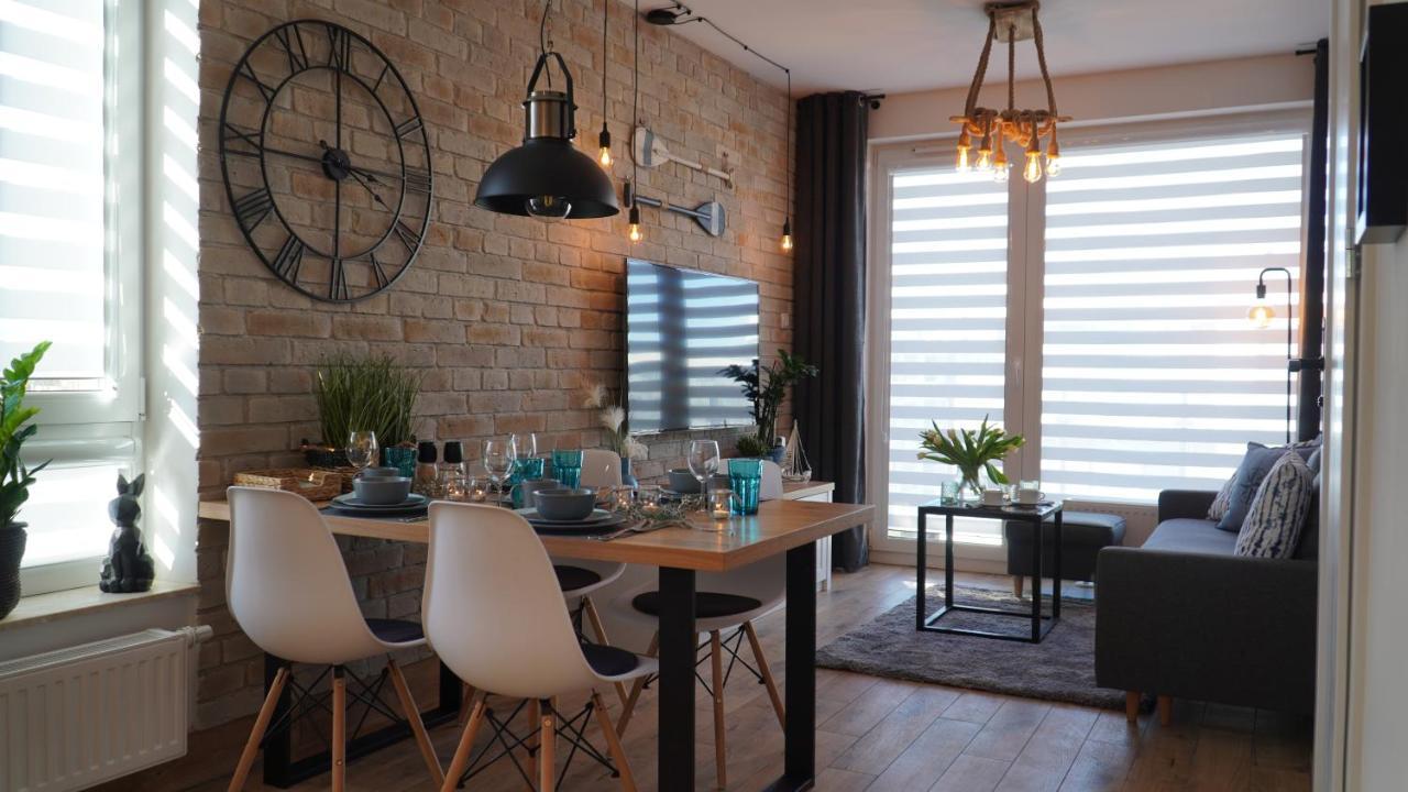 Wind Rose Apartament Kolobrzeg Exterior photo